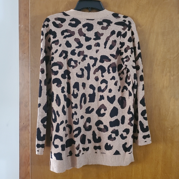 Croft & Barrow Petite Leopard Print Cardigan - Picture 2 of 6